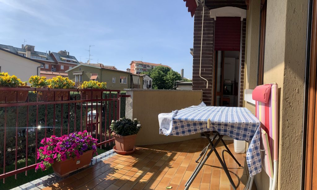 trilocale relax novate milanese classhome balcone 2