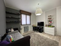 trilocale sunshine lainate milano classhome usato approved